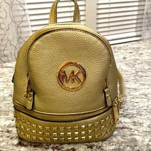 Michael Kors small purse/backpack